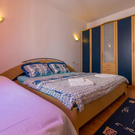 Goga Apartment