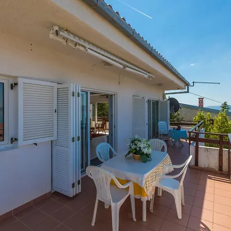 Apartment Goga *